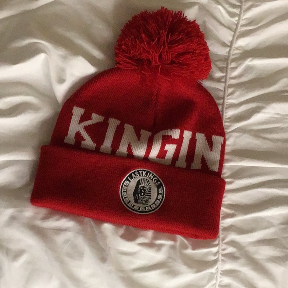 Red Beanie ❗️FINAL SALE❗️